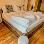 Perlino Villa *